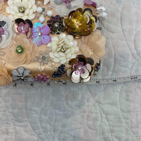 Floral Beaded Embellished Cream and Pink Clutch with Gold handle and chain. - Picture 13 of 16